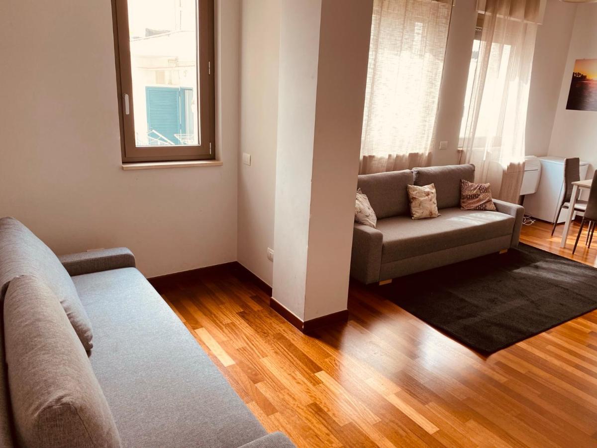 Berga Exclusive Suite 3 Bari Buitenkant foto